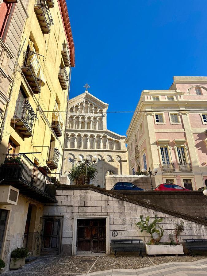 فندق Piazza Carlo Alberto كالياري المظهر الخارجي الصورة