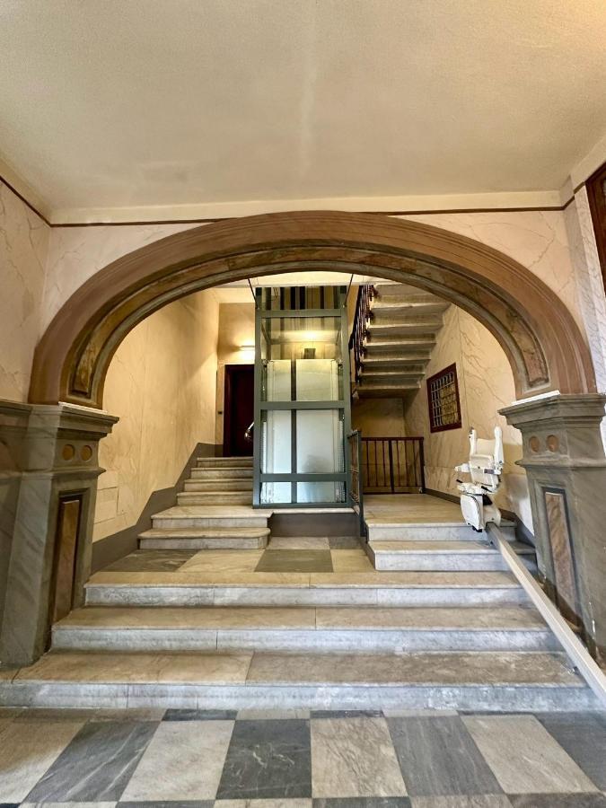 فندق Piazza Carlo Alberto كالياري المظهر الخارجي الصورة
